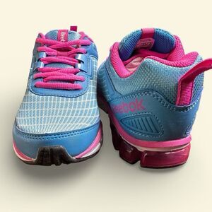 NIB Reebok Girl's Jet Dashride Athletic Shoe Blue/Pink Junior Size 5